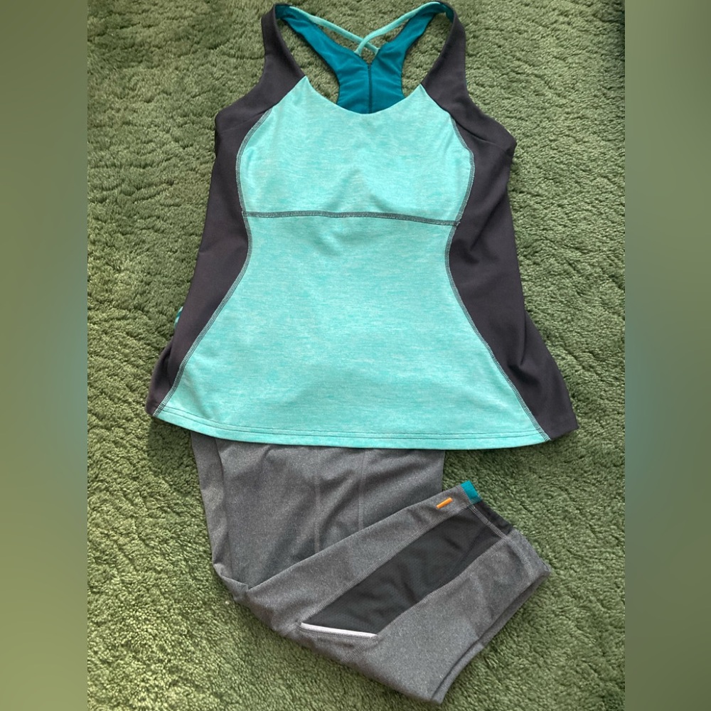 Lucy Athletic (2pc) Capri & Top   EUC